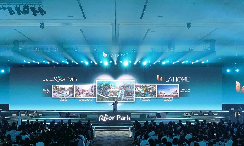 Sự kiện ra mắt River Park hút hơn 2.000 người tham gia. Ảnh: Prodezi