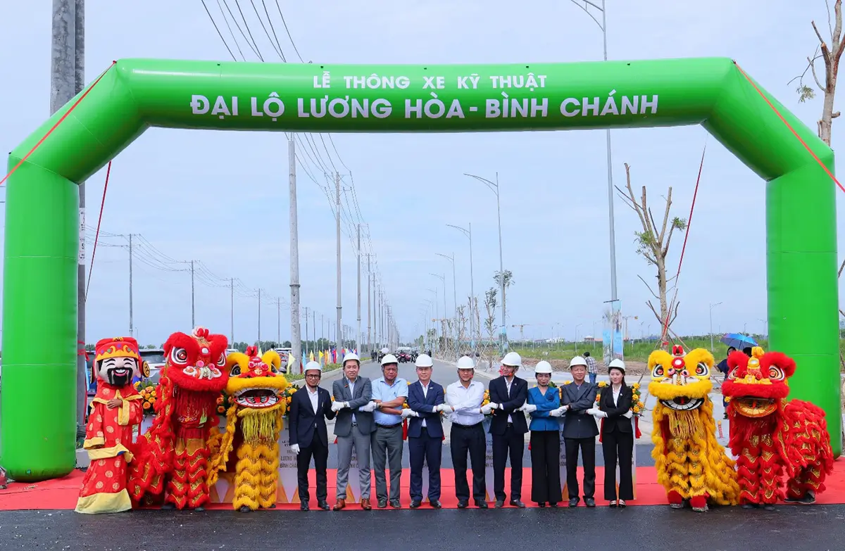 Đại lộ Lương Hòa – Bình Chánh với lộ giới 60m chính thức thông xe từ ngày 28/7/2026.